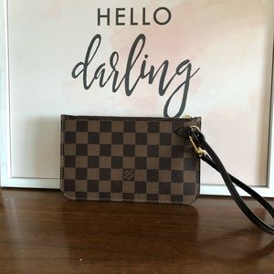 Louis Vuitton neverfull pochette pm